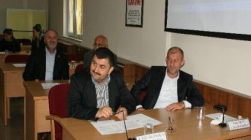 Ak&ccedil;akoca&rsquo;daki Okullara 65 Bin Tl Harcandı
