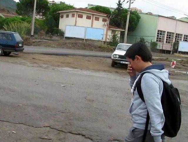 &Ouml;ğrenci Servisi Devrildi: 4 Yaralı 1