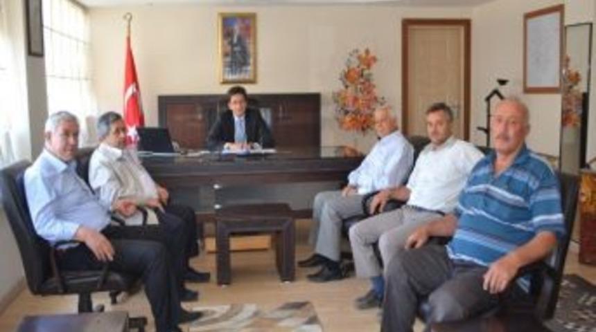 Kula Kaymakamı'na Ziyaretler Devam Ediyor