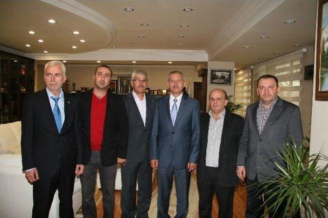 Başkan Dişli&rsquo;ye Ziyaretler S&uuml;r&uuml;yor 2