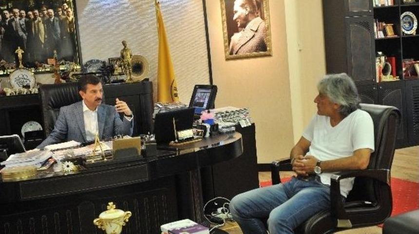 Bucaspor'dan Başkan Tatı'ya Teşekk&uuml;r