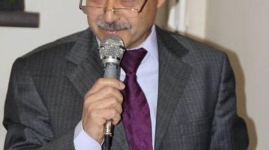 Cezaevi M&uuml;d&uuml;r&uuml;, Başbakanın Mektup Arkadaşlarını Arıyor