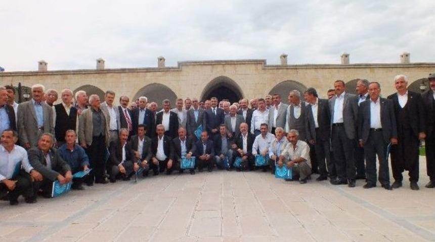 Battalgazi&rsquo;ye Bağlanacak Muhtarlarla Toplantı D&uuml;zenlendi