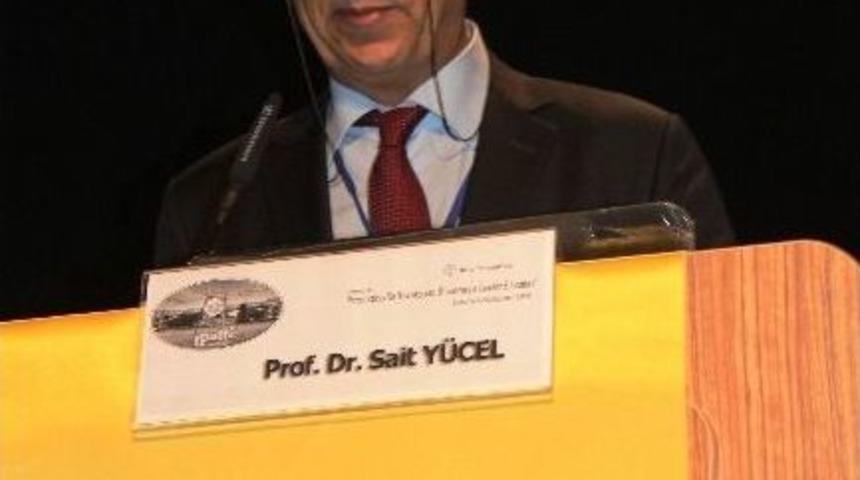 D&uuml;&rsquo;de Uluslararası &ldquo;&ouml;ğretmen Eğitiminde Yeni Y&ouml;nelimler&rdquo; Konferansı