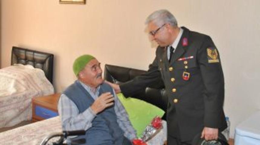 Jandarma Yaşlıları Unutmadı
