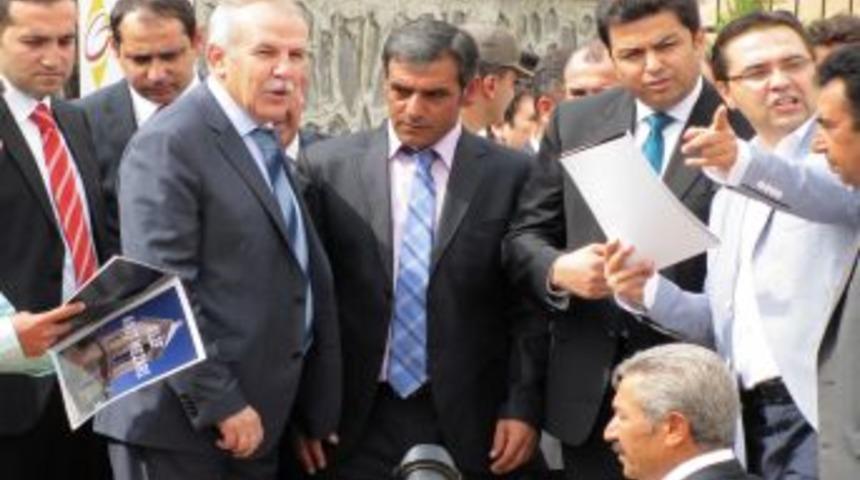 Vali Ata, Anıt Mezarı Tarih Turizmine A&ccedil;tı