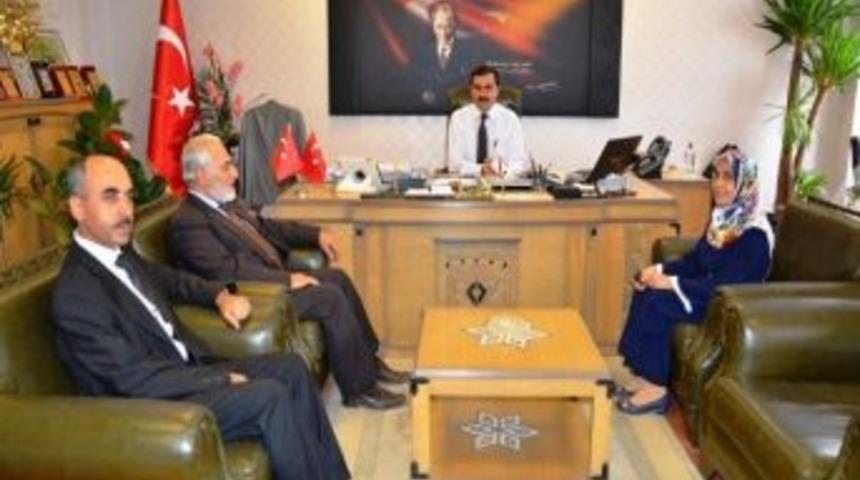 Din G&ouml;revlilerden İl Milli Eğitim M&uuml;d&uuml;r&uuml; Metin İlci&rsquo;ye Ziyaret