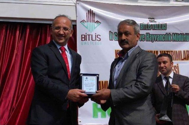 Bitlis te &Ccedil;ift&ccedil;ilere Makine Ekipman Dağıtım T&ouml;reni 1