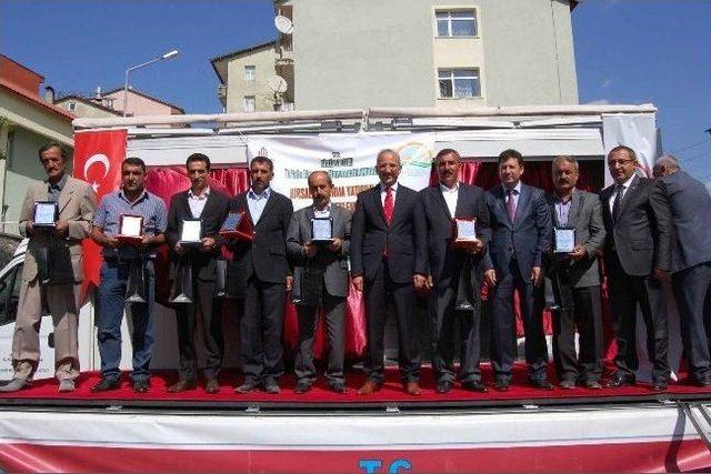 Bitlis te &Ccedil;ift&ccedil;ilere Makine Ekipman Dağıtım T&ouml;reni 2