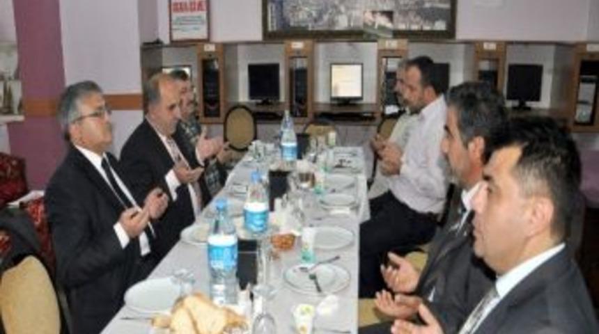 M&uuml;ft&uuml;, Emekli İmamlarla Bir Araya Geldi