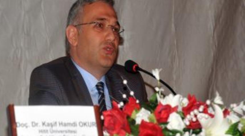 ''Kadın Ve Erkek Bir B&uuml;t&uuml;n&uuml; Tamamlayan Iki Par&ccedil;adır''