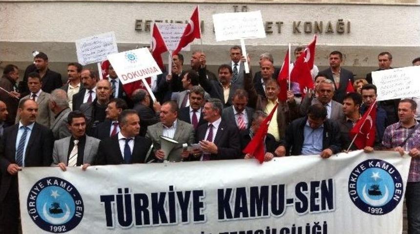 Valilik &Ouml;n&uuml;nde 'andımız&rdquo; Protestosu