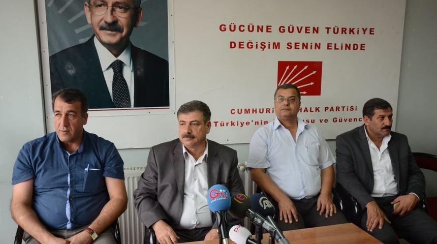 CHP Şanlıurfa Il Başkanı &Ccedil;&ouml;z&uuml;m S&uuml;recinde Ayrı D&uuml;ş&uuml;nce Istifa Etti