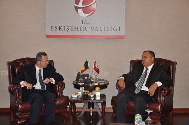 B&uuml;y&uuml;kel&ccedil;i Trenteseau&rsquo;dan Vali Vekili K&uuml;reci&rsquo;ye Ziyaret 1