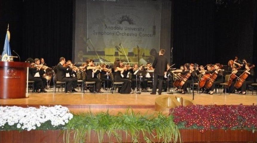 A&uuml;&rsquo;de 2013-2014 &Ouml;ğretim Yılı A&ccedil;ılışı