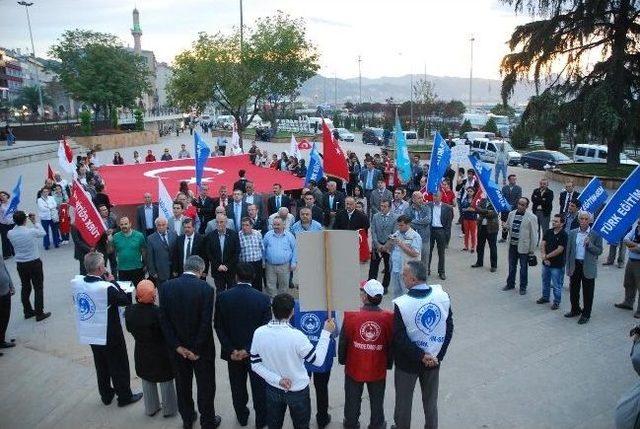 Meydanda “andımız”ı Okudular