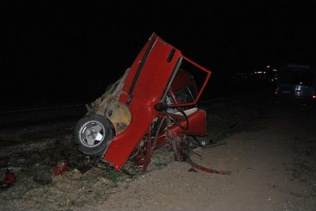 Amasya'da Kaza: 2 &Ouml;l&uuml;, 5 Yaralı