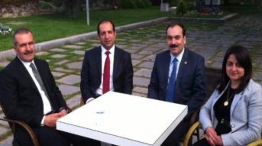 Ak Partili Vekillerden İş-kur &Ccedil;alışanlarına Bayram M&uuml;jdesi