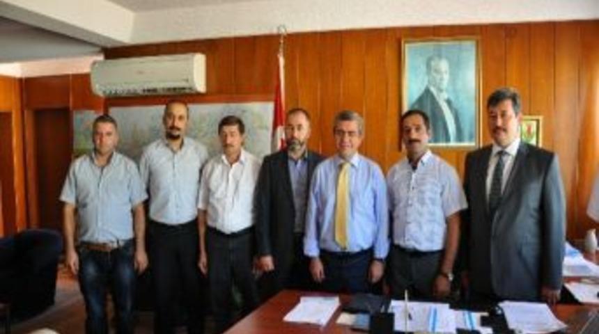 Didim Ticaret Odası Heyeti &Ccedil;evre Ve Şehircilik İl M&uuml;d&uuml;r&uuml;n&uuml; Hayırlı Olsun Ziyaretinde Bulundu