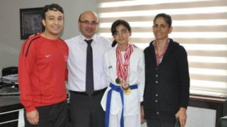 Altınovalı sporcu şampiyon oldu