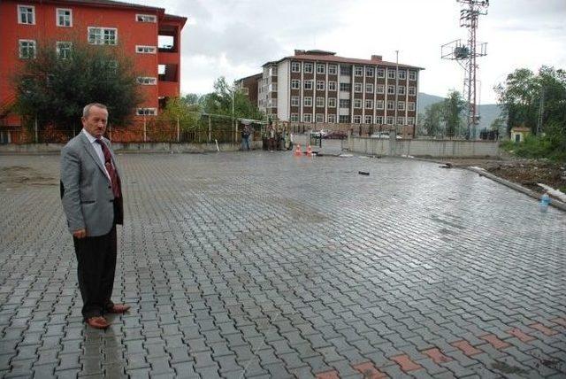 Çaycuma Belediyesinden Beton Parke Yol Çalışması