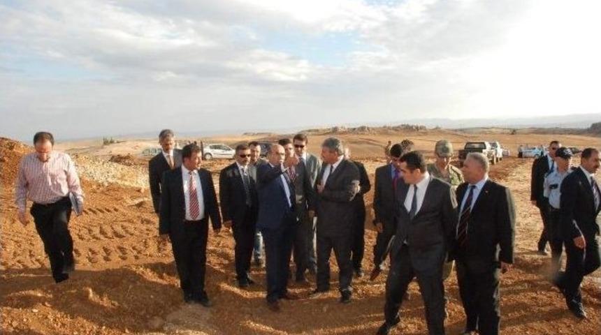 Vali Demirtaş Tut Ve Besni İl&ccedil;erini Gezdi