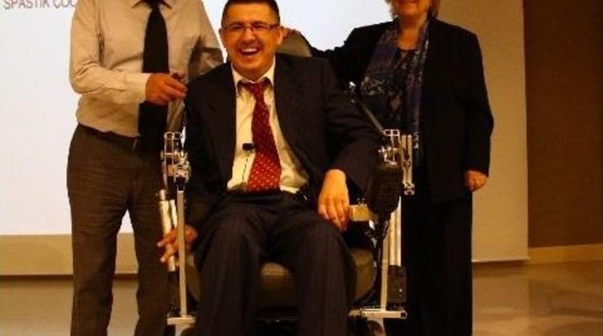 G&uuml;neş Enerjisiyle &Ccedil;alışan Tekerlekli Sandalyeye T&uuml;rk İmzası