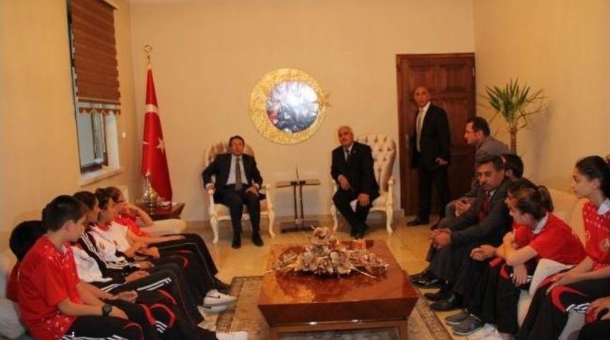 Amat&ouml;r Spor Haftası Etkinlikleri S&uuml;r&uuml;yor