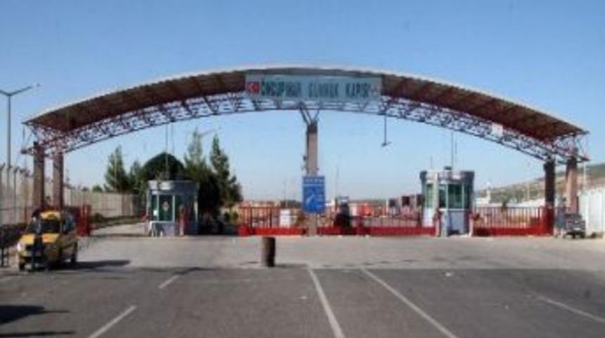 Eyl&uuml;l Ayının İlk 19 G&uuml;n&uuml;nde &Ouml;nc&uuml;pınar'dan 44 Bin 326 Kişi Giriş-&ccedil;ıkış Yaptı