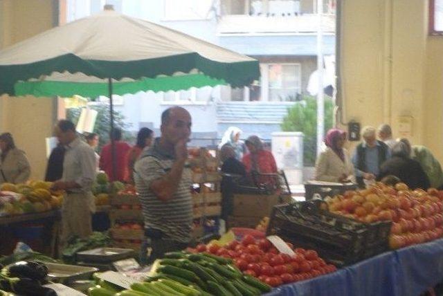 Bilecik Kapalı Pazar Alanında Sigara Yasağına Uyulmuyor 3