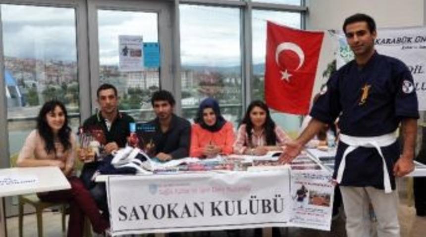 Kb&uuml; &Ouml;ğrencilerinden Tanıtım G&uuml;n&uuml;