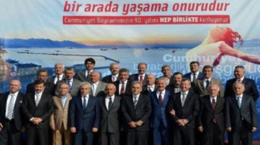 İzmir B&uuml;y&uuml;kşehir Belediye Başkanı Kocaoğlu&rsquo;ndan S&uuml;merbank Ve Katı Atık Bertaraf Tesisi A&ccedil;ıklaması