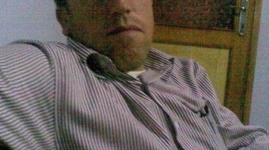 Okul &Ouml;n&uuml;nde Bı&ccedil;aklı Yaralama