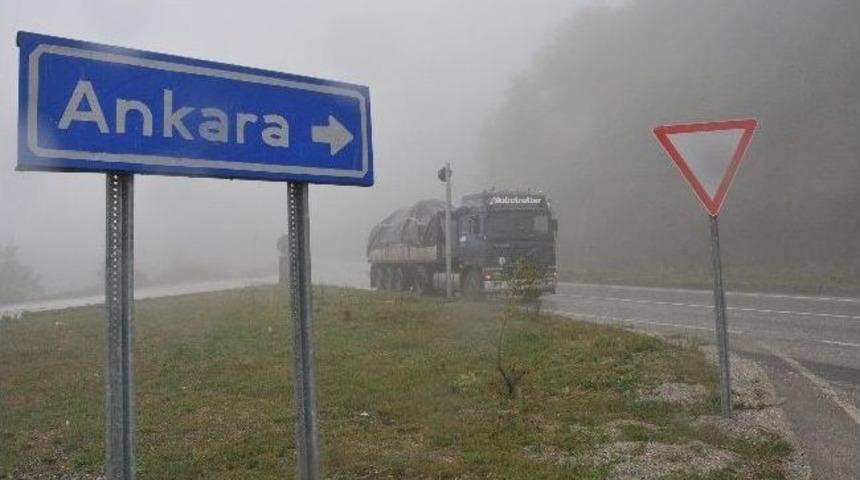 Bolu Dağı'nda Sis Ve Yağmur