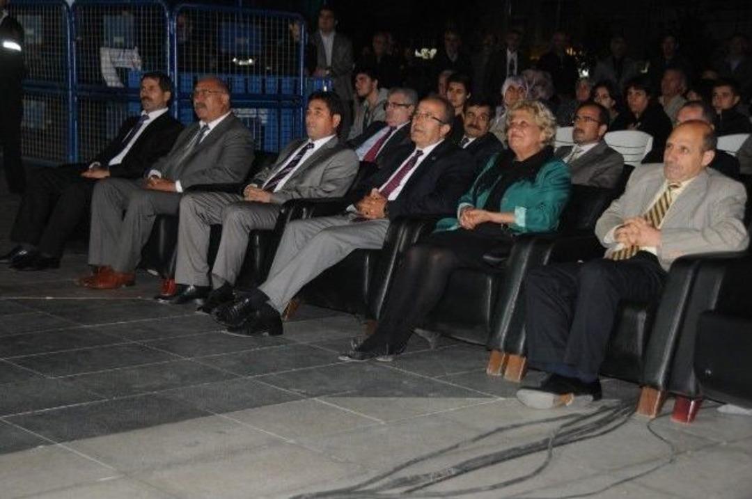 Erzurumlular Gecesi Beğeni Topladı