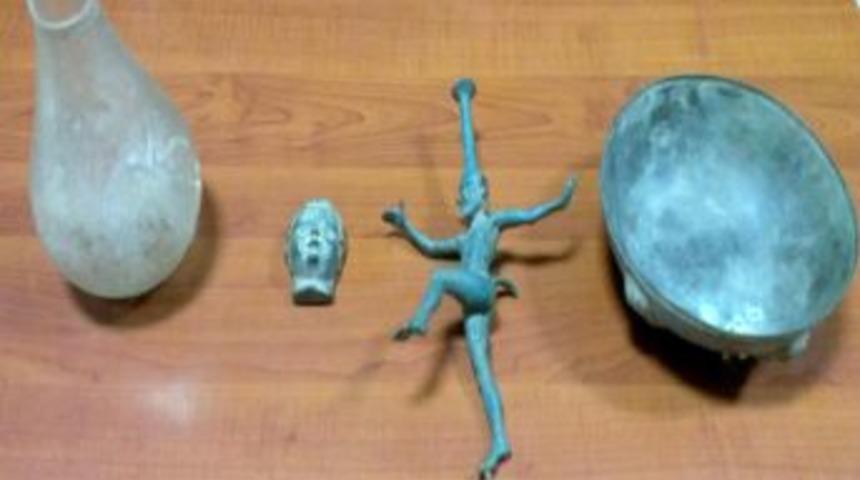 Yozgat'ta Roma D&ouml;nemine Ait 4 Par&ccedil;a Tarihi Eser Ele Ge&ccedil;irildi