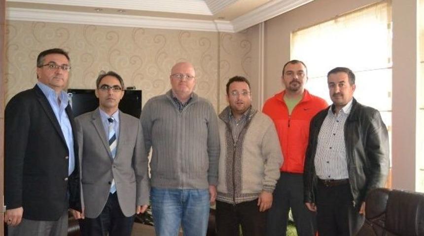 Kula Belediyespor Taş Ve G&uuml;ndoğdu&rsquo;yu Ziyaret Etti