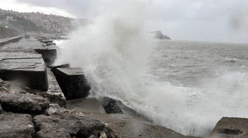 Zonguldak&rsquo;ta Dev Dalgalar