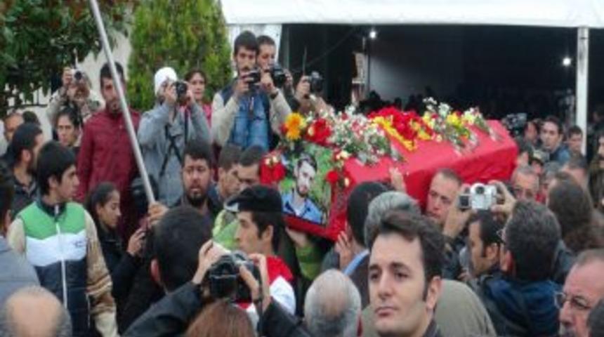 Hasan Ferit Gedik I&ccedil;in Cemevinde T&ouml;ren D&uuml;zenlendi