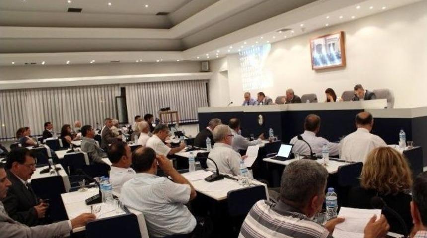 Salihli Belediye Meclisi Kurbanlık İşgaliye Bedellerini Belirledi