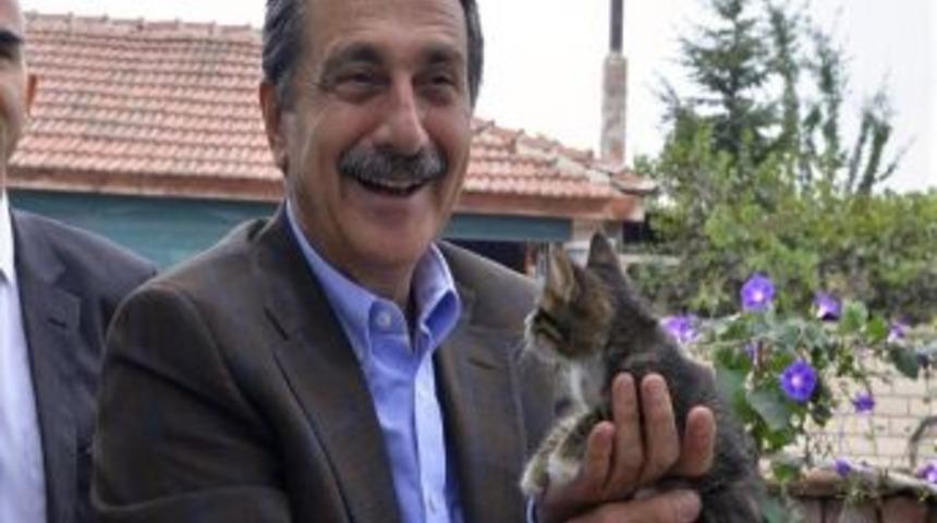 Başkan Ata&ccedil;a&rsquo;tan D&uuml;nya Hayvan Hakları Koruma G&uuml;n&uuml; Mesajı