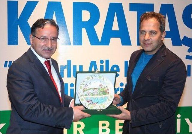 Yazar Karataş&rsquo;tan Huzurlu Ailenin Sırları 3