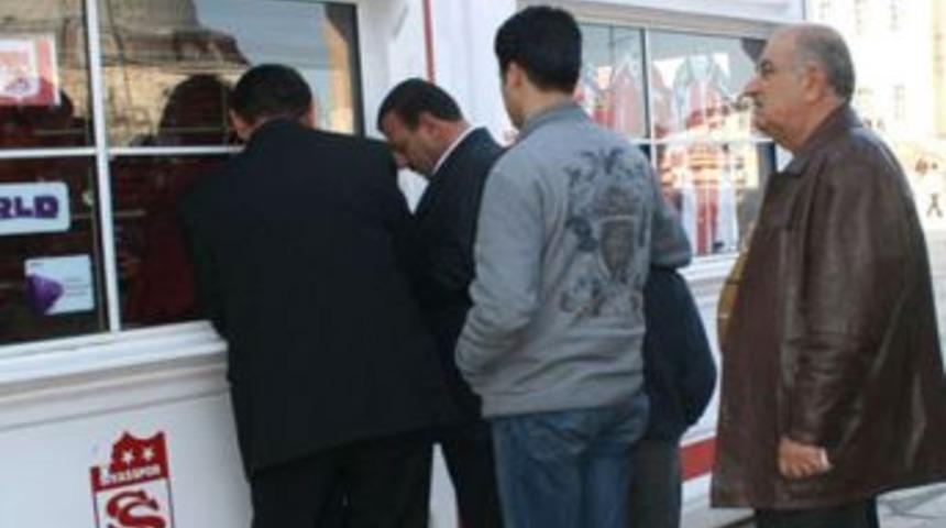 Gen&ccedil;lerbirliği Ma&ccedil;ı Biletleri Satışa &Ccedil;ıktı