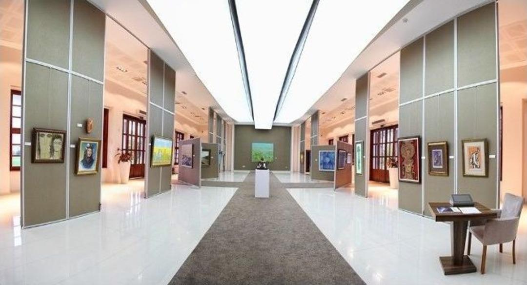 &Ccedil;ağdaş T&uuml;rk Resminden &Ouml;rnekler Sergileniyor