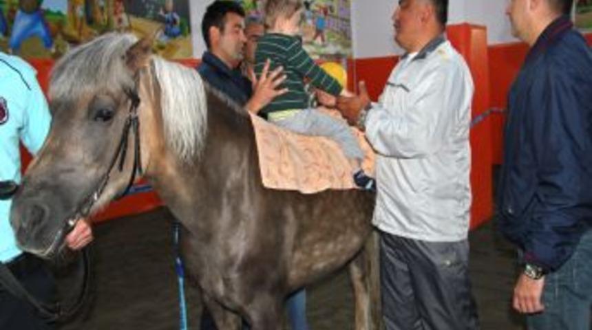 ETB'den Engelli &Ccedil;ocuklar I&ccedil;in Sosyal Projeye Destek