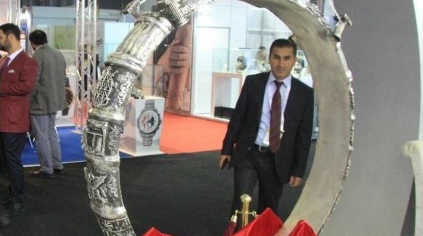 D&uuml;nyanın En B&uuml;y&uuml;k Y&uuml;z&uuml;ğ&uuml;