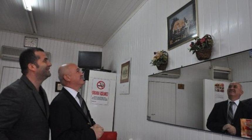 T&uuml;rkmenli, Kuzenlerini Ziyaret Etti