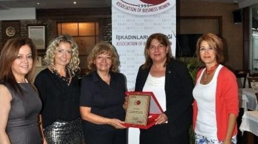 İdil Biret, İşkad&rsquo;ın Konuğu Oldu