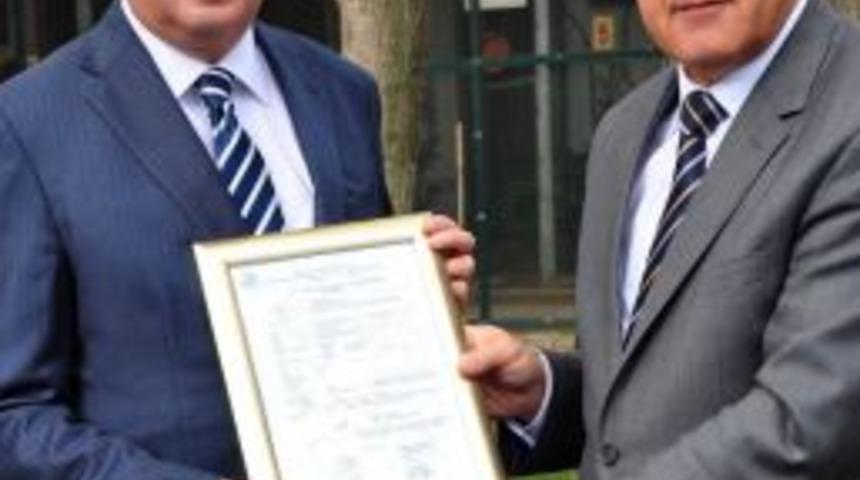 &Ccedil;iftliğinde Yaban Hayvanı Yetiştirip &Uuml;retme Izni Aldı