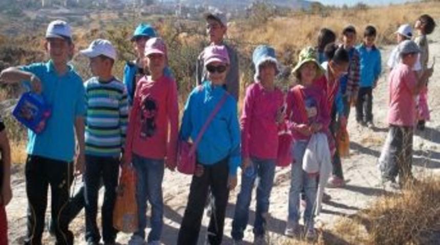 Lara Koleji Minikleri Doğa Y&uuml;r&uuml;y&uuml;ş&uuml; Yaptı